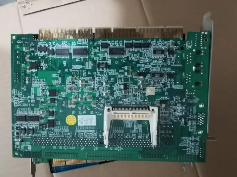 Scheda madre IEI PCISA-LX-800-R11