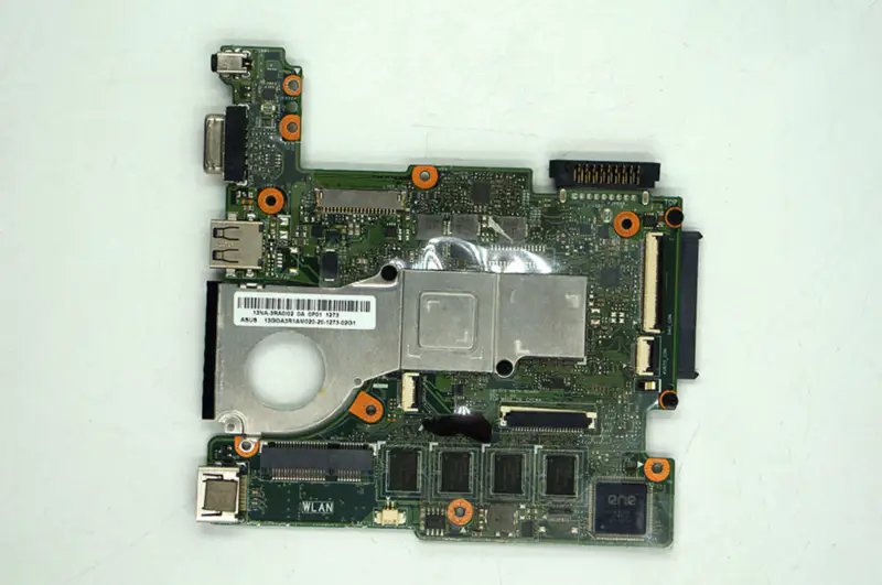 Scheda madre Asus 1015CX