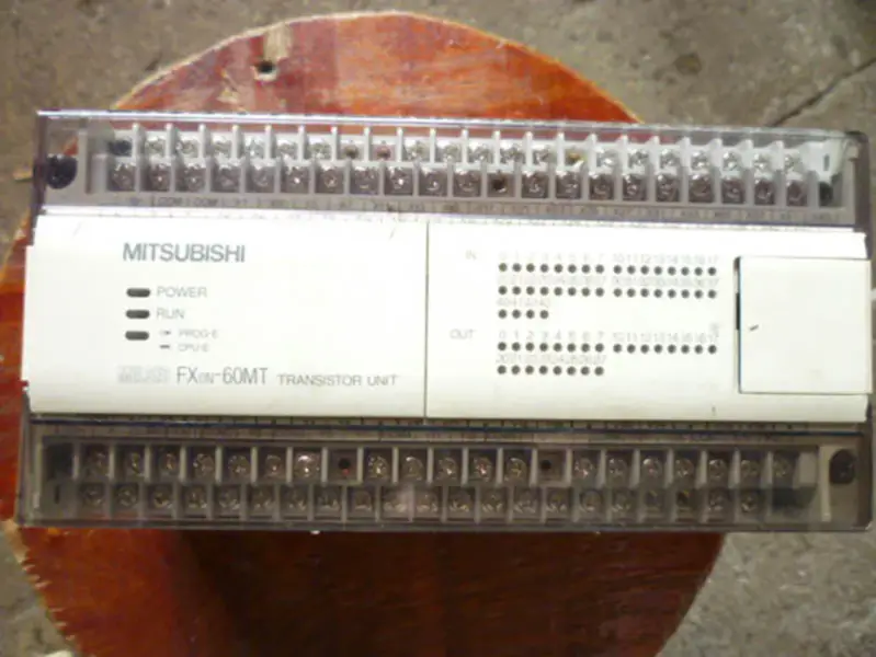 PLC Mitsubishi FX0N-60MT