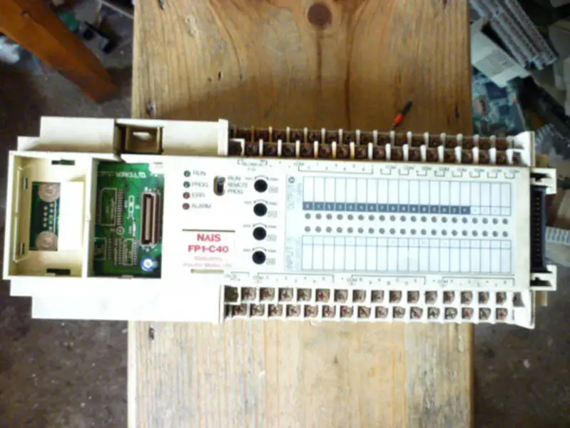 PLC Panasonic FP1-C40