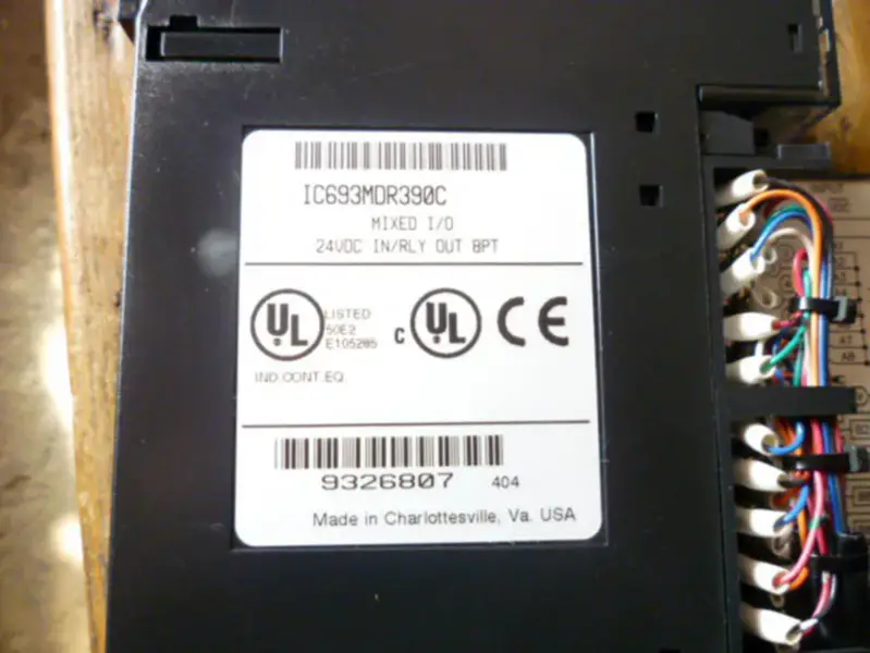 PLC GE Fanuc serie 90-30 IC693MDR390C