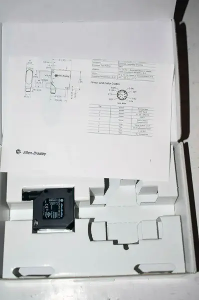 FOTOSWITCH 45CLR-5JPC1-D8