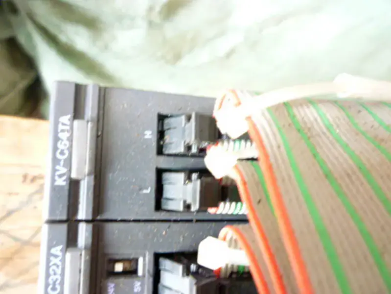 PLC keyence KV-C64TA