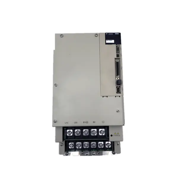 Tensione analogica del servoazionamento Yaskawa SGDV-470A01A