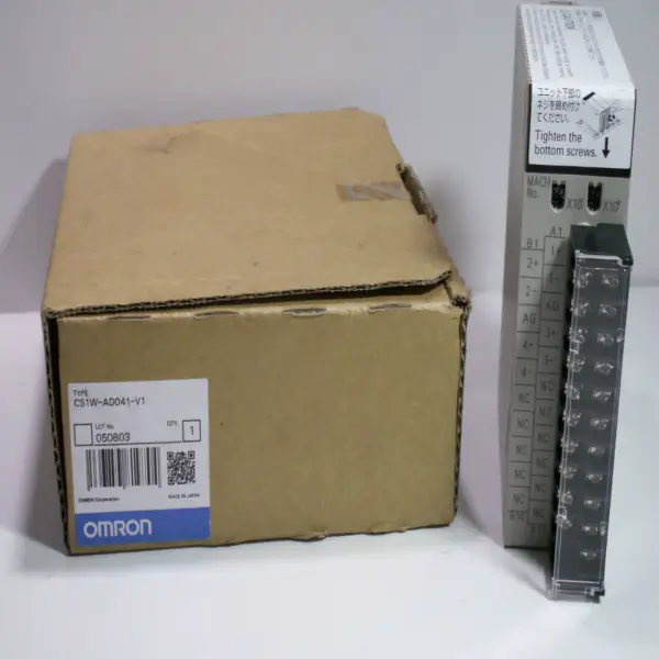 Modulo Omron omron oc 211 modulo di uscita CS1W-ANC01 CS1WANC01