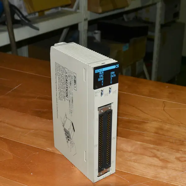 Modulo Omron modulo logico omron zen con display CS1W-NC113 CS1WNC113