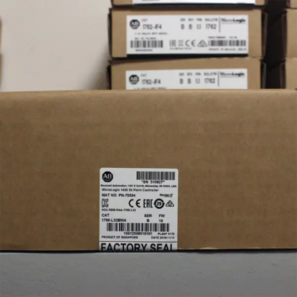 Modulo display Allen bradley 1500 1762-IQ32T 1762IQ32T