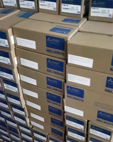 Servoazionamento Mitsubishi MR-C10A1 MRC10A1