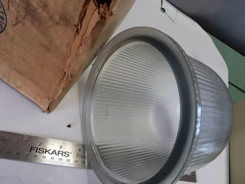 APPLETON GLOBO CHIARO PRISMATICO 200-300W