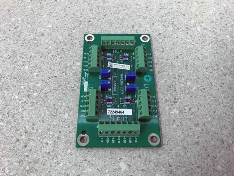 JBox analogico 13640300A