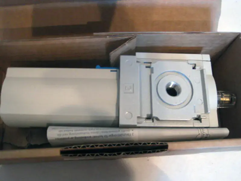 FESTO MS6-LFM-1/4-BRACCIO