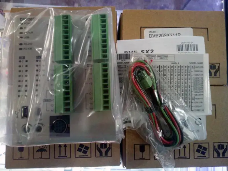 Modulo PLC Delta DVP20SX211R