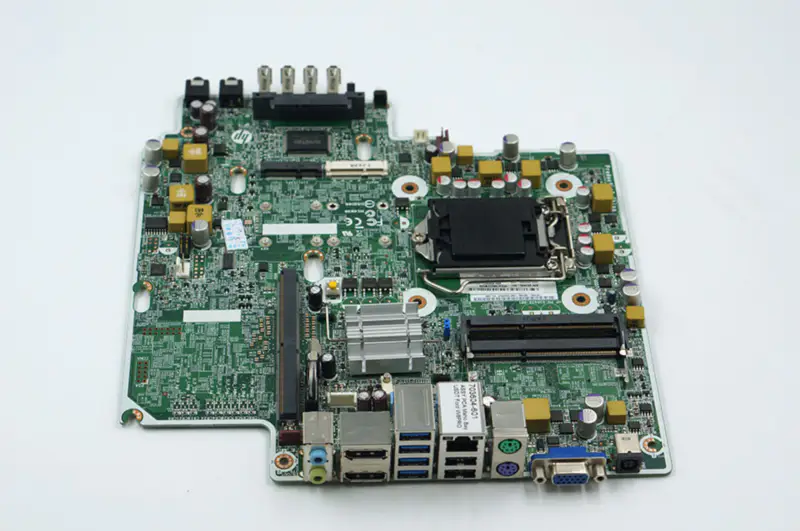 HP Elite 8300 USDT 657095-001 656937-001 Scheda madre AIO