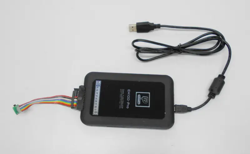Emulatore flash Dediprog EM100PRO