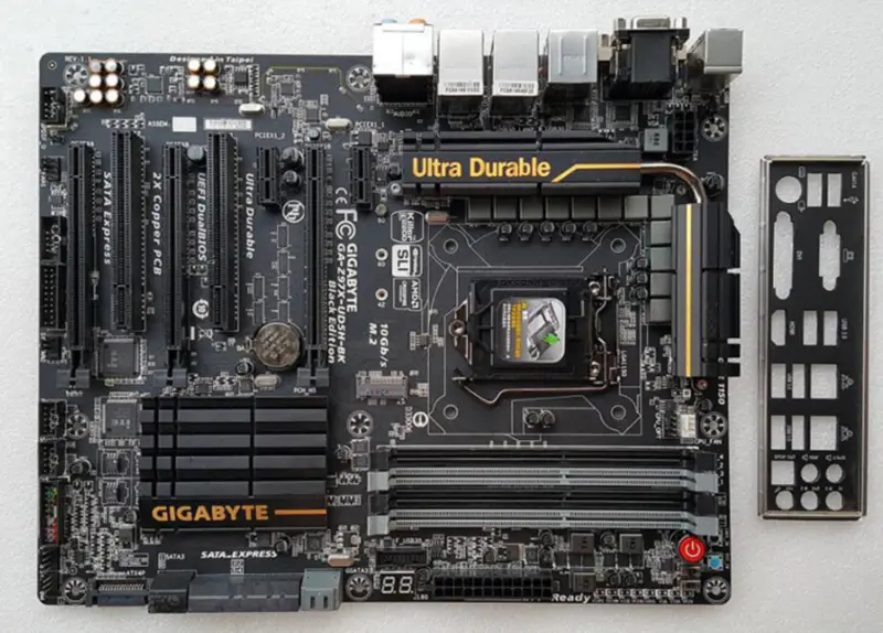 Scheda madre Gigabyte Z97X-UD5H-BK LGA1150 DDR3