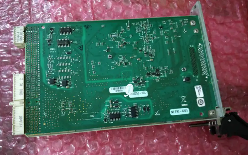 NI PXI-6251 Scheda DAQ ad alta velocità PXI