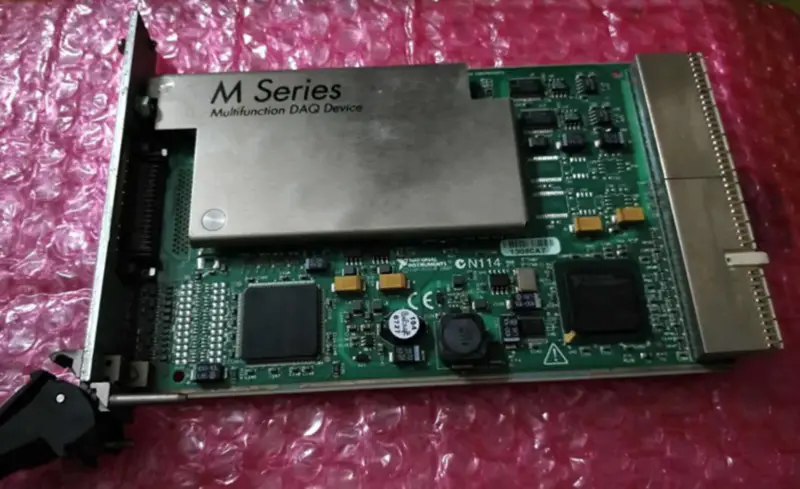 NI PXI-6251 Scheda DAQ ad alta velocità PXI