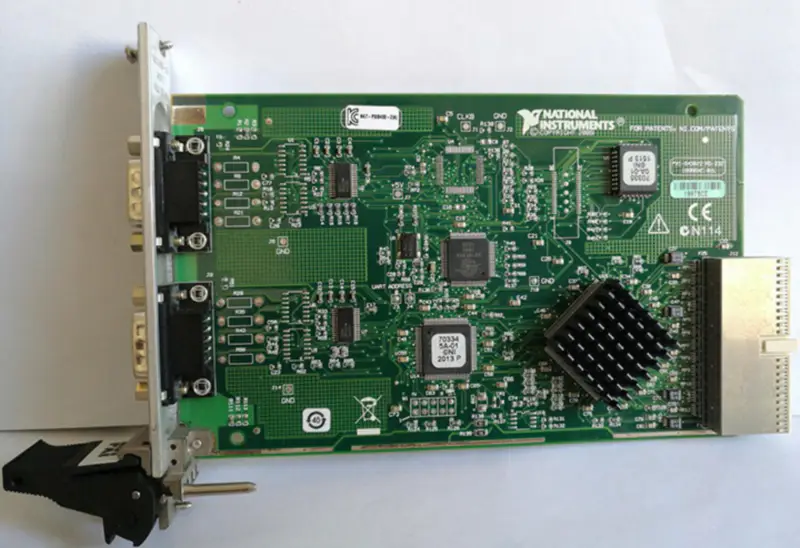 NI PXI-8430 Scheda seriale 2/4/8/16 RS232 per comunicazioni ad alta velocità