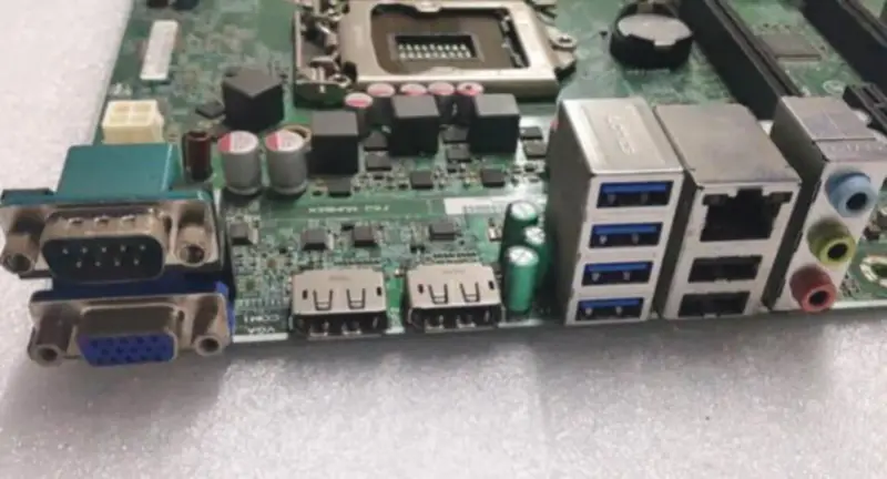 Lenovo E32 TS240 TS140 C226 IS8XM 1.0 03T6801 00FC657 Scheda madre workstation DDR3