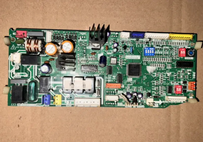 Condizionatore d'aria centrale Midea MDVH-J36T2/N1-C3(B) Scheda di controllo MDV-D36Q4.D.1.1.1-2 PCB 202302141068