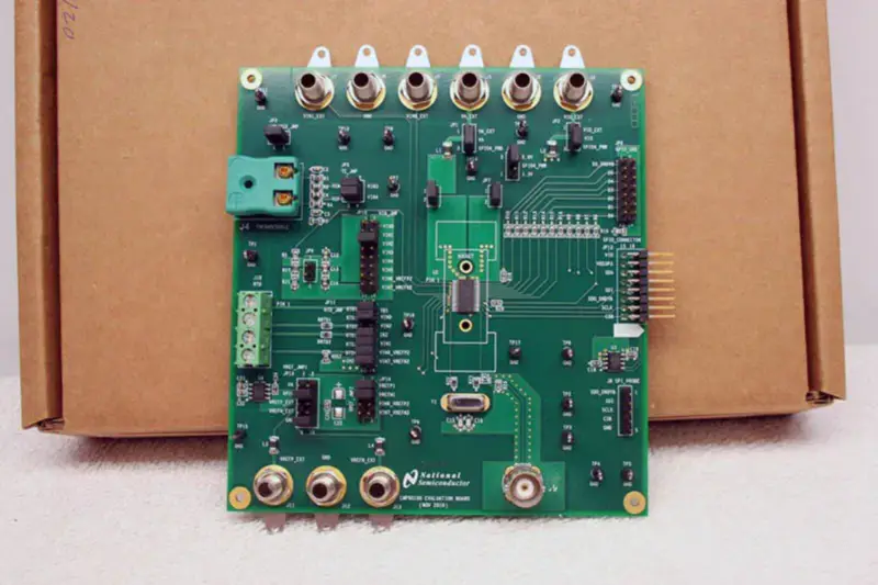 Semiconduttore nazionale Texas Instruments LMP90100EB