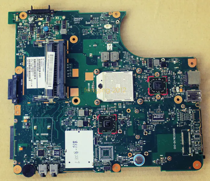 Scheda madre Toshiba V000138300