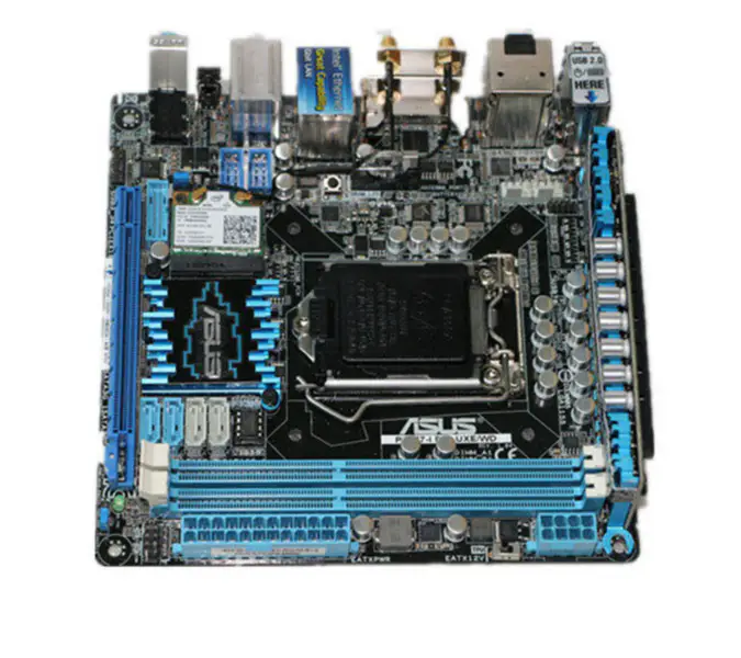 Scheda madre Asus P8Z77-I DELUXE