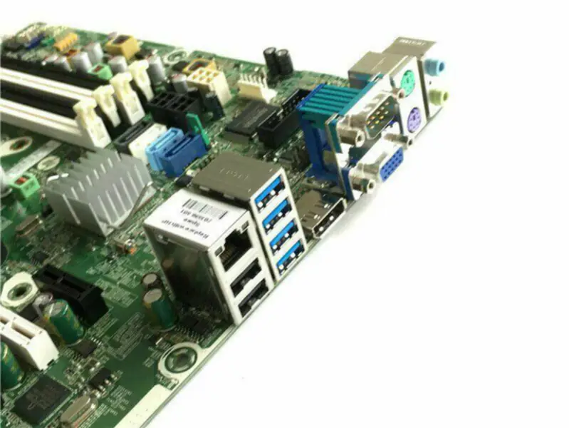 HP 676196-001 Scheda madre SFF Pro 6305 75 DDR3 FM2