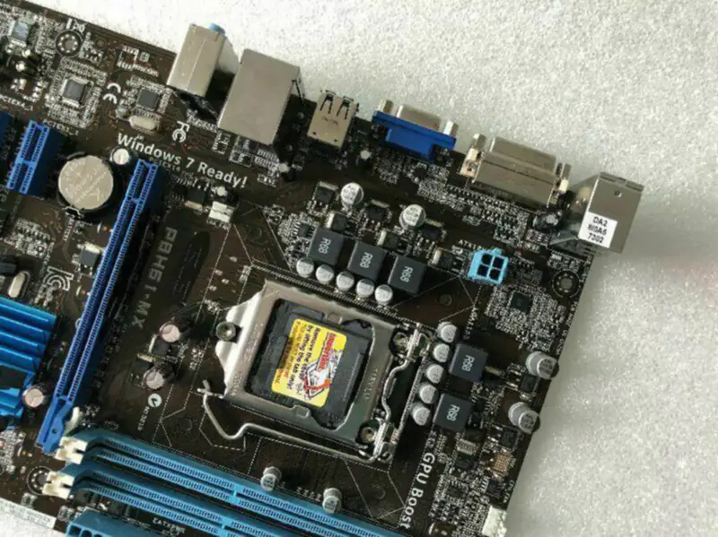 Scheda madre Asus P8H61-MX MicroATX