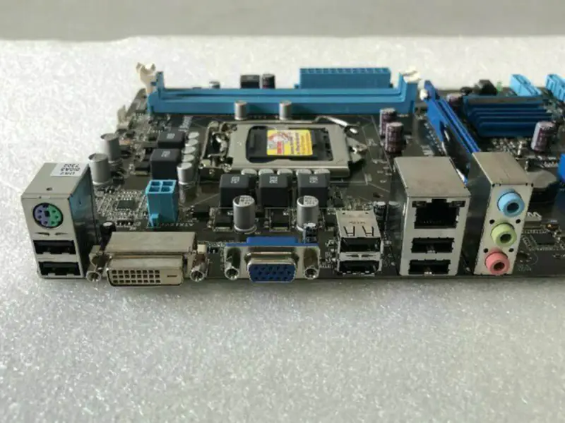 Scheda madre Asus P8H61-MX MicroATX
