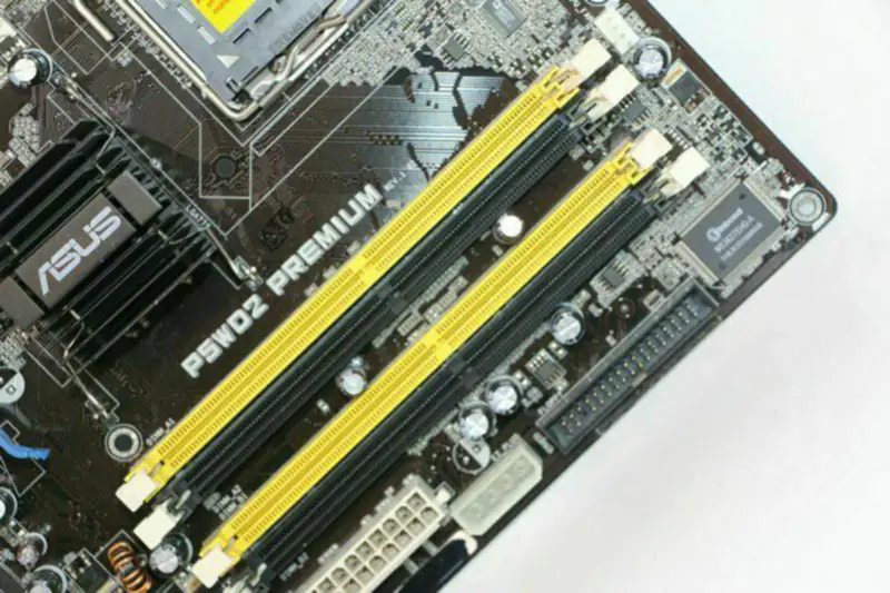 Asus 90MBB2B5G0EAY P5WD2 Premium serie iLife scheda madre ATX