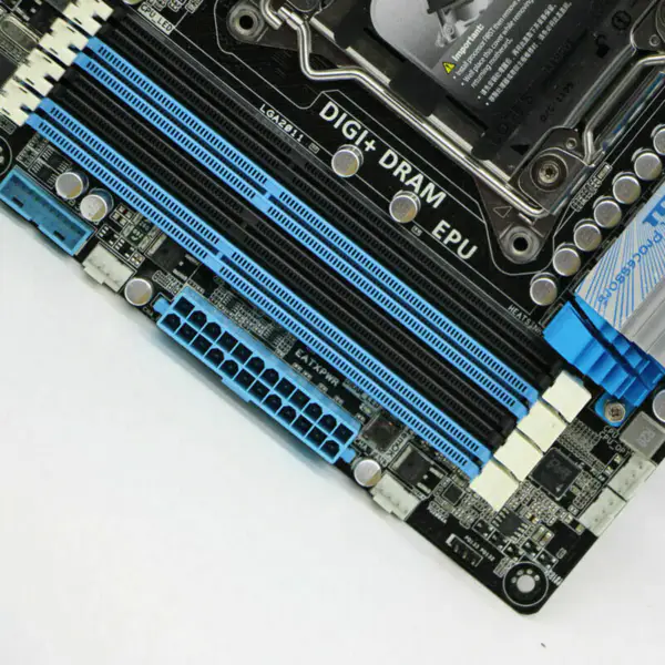 Scheda madre Asus P9X79PRO
