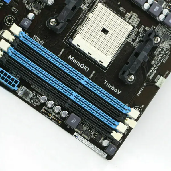 Scheda madre Asus F1A55/R2.0/FM1