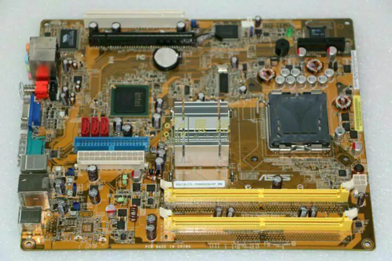 Scheda madre Asus T3-P5945GCX