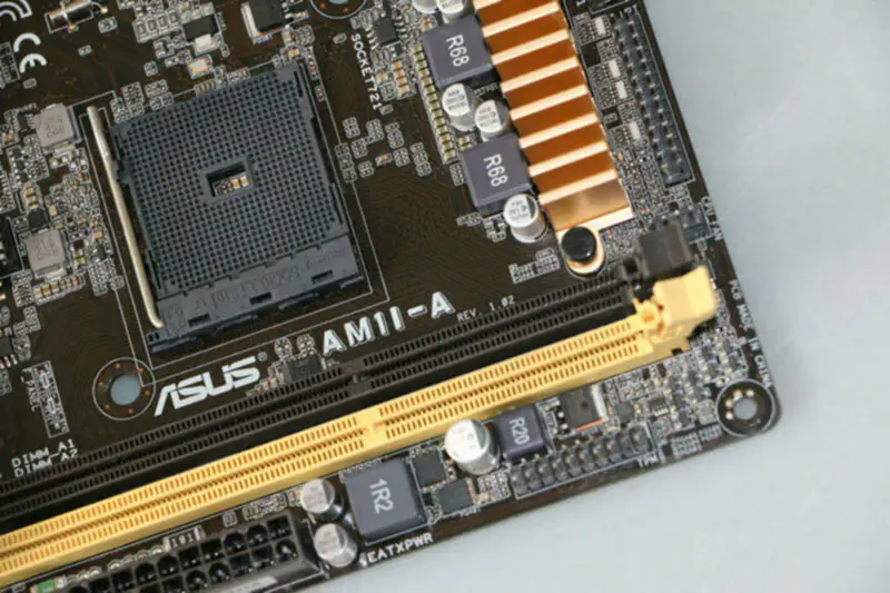 Scheda madre Asus AM1I-A