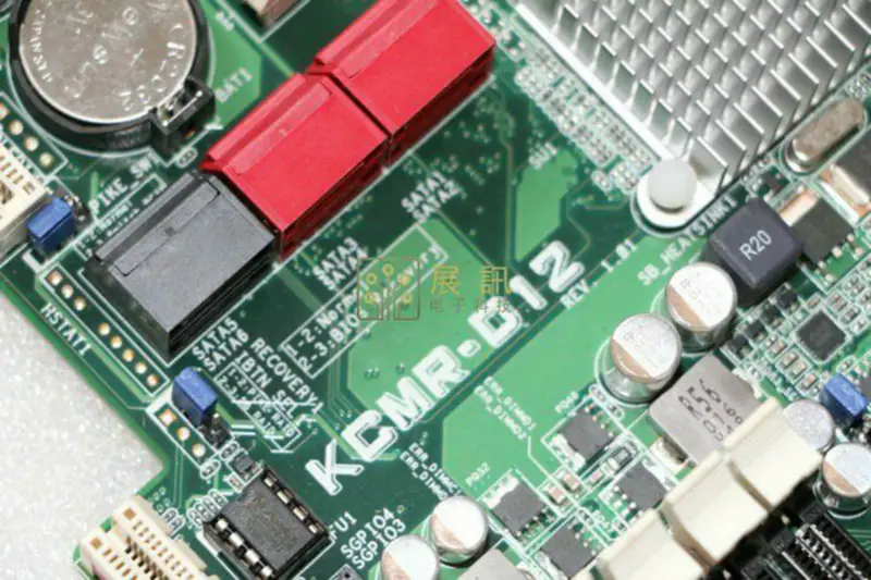 Scheda madre Asus KCMR-D12