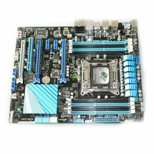 Scheda madre Asus P9X79LE