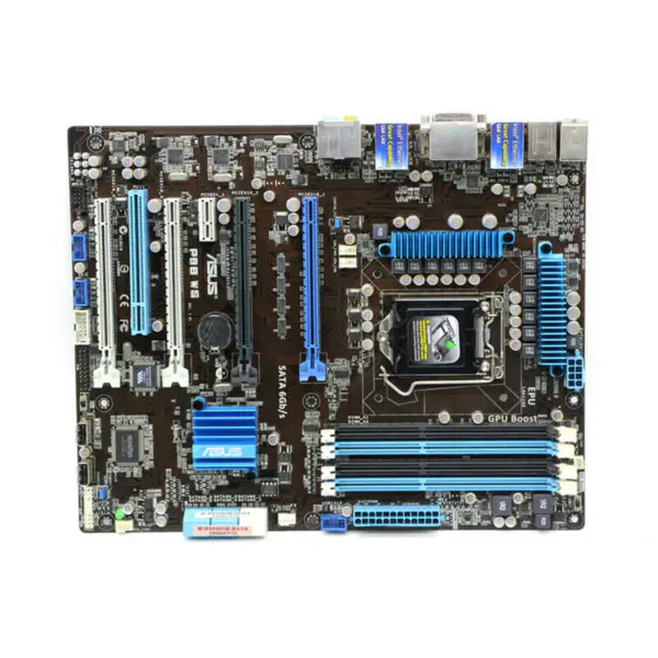 Scheda madre Asus P8BWS