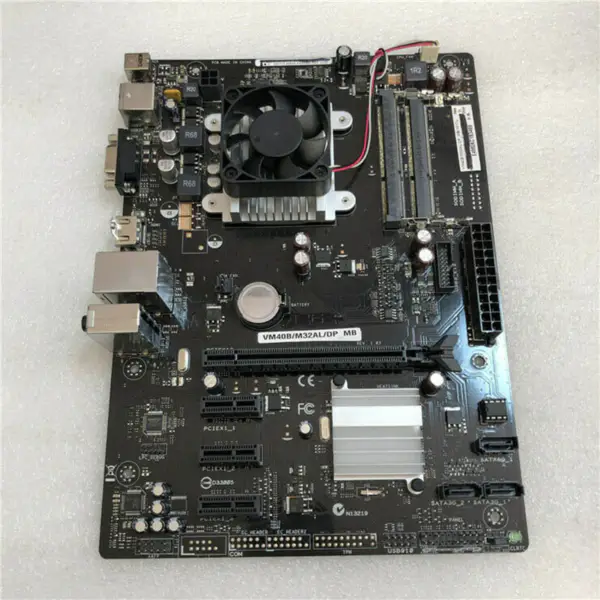 Scheda madre Asus VM40BM32ALDP-MB