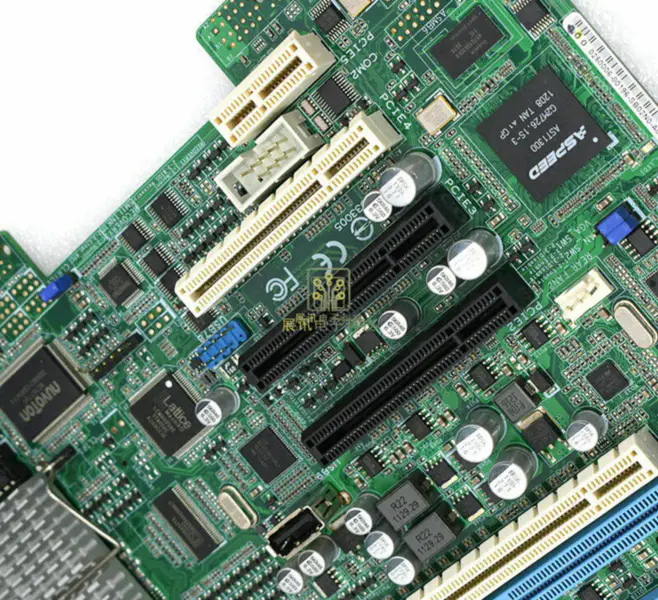 Scheda madre Asus Z9NA-D6C