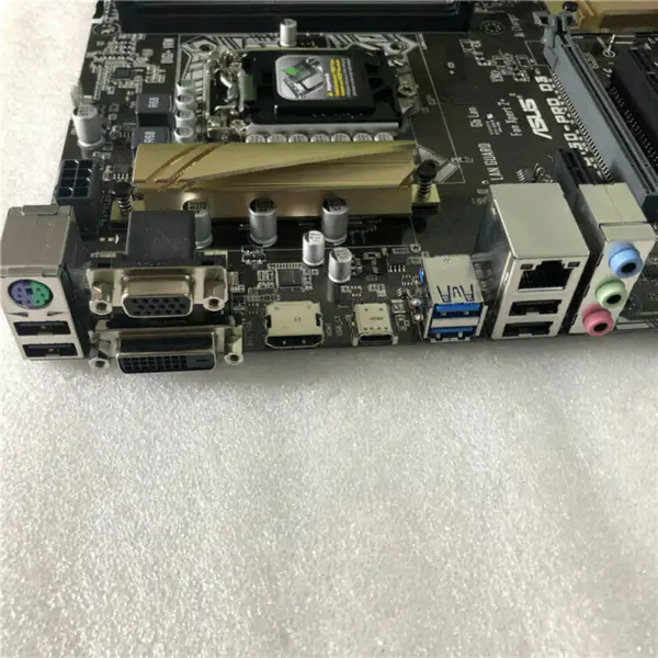 Scheda madre Asus B150-PROD3