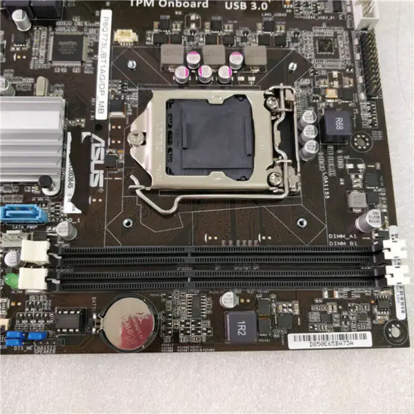 Scheda madre Asus P8Q773L/BT1AG/DP_MB