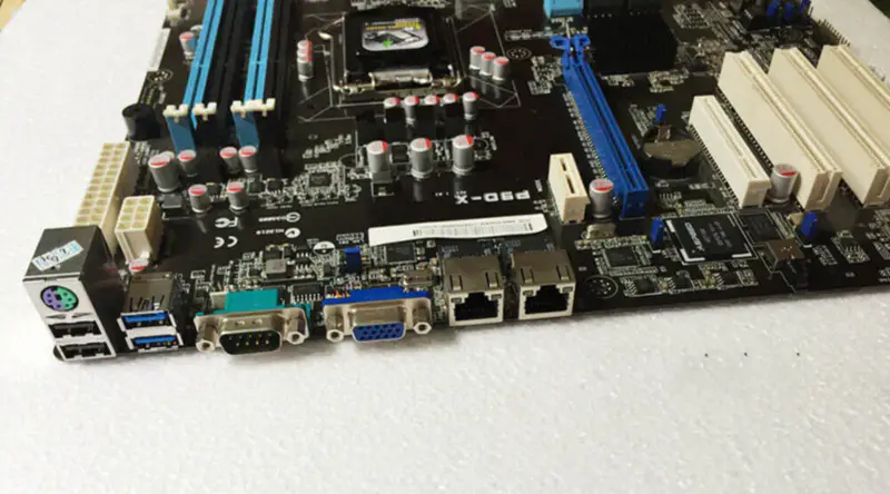 Scheda madre Asus P9D-X