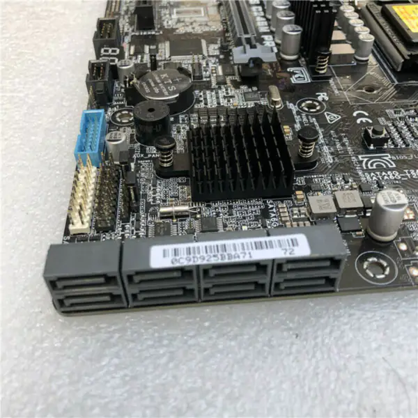 Scheda madre Asus WSC246MPRO