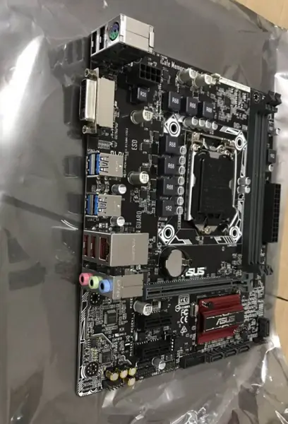 Scheda madre Asus EX-B150M-V5D3