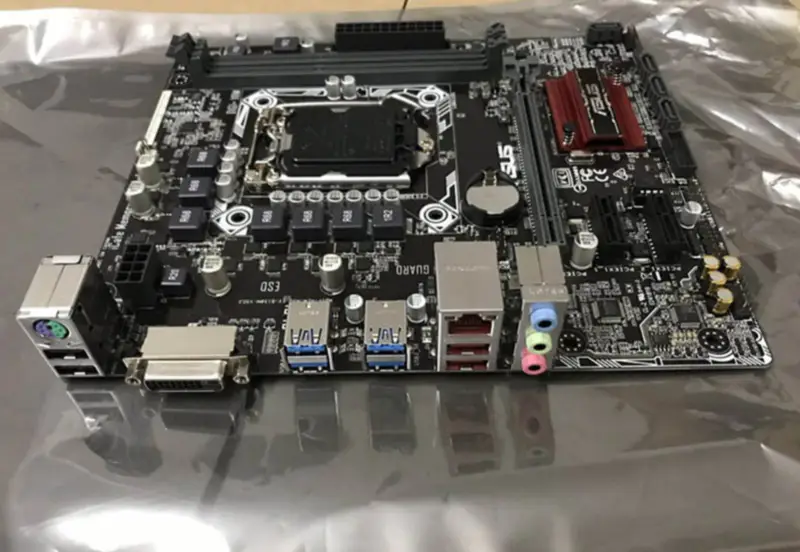 Scheda madre Asus EX-B150M-V5D3