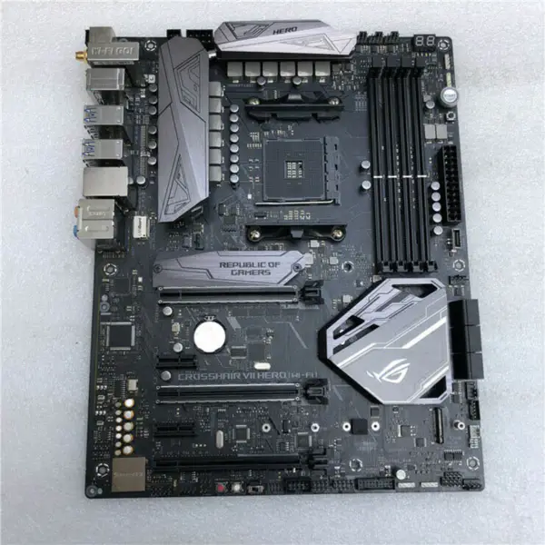 Scheda madre Asus CROSSHAIRVIIHERO(WIFI)