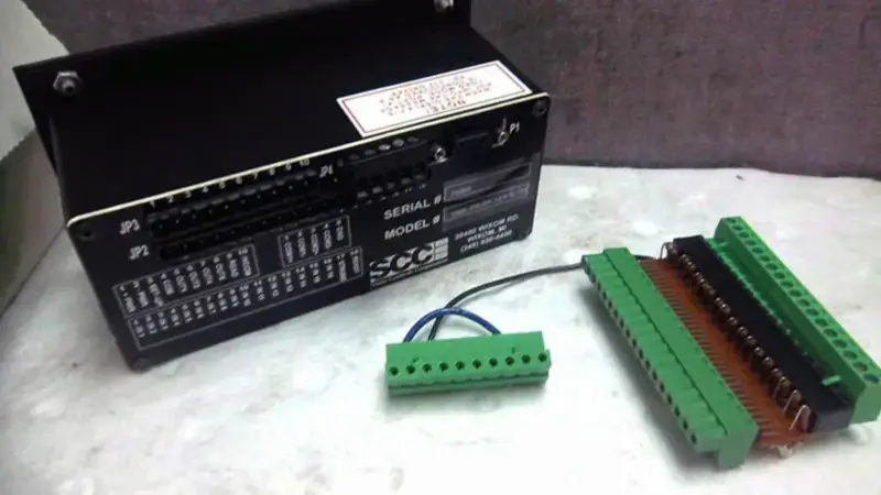 CONTROLLI STATICI SCC 1080P404128CFN