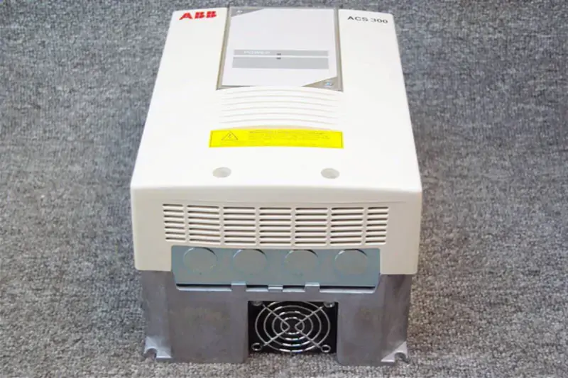 ABB ACS 300,ACS301-2P7-3 Inverter NUOVO NON IN SCATOLA ACS301-2P7-3