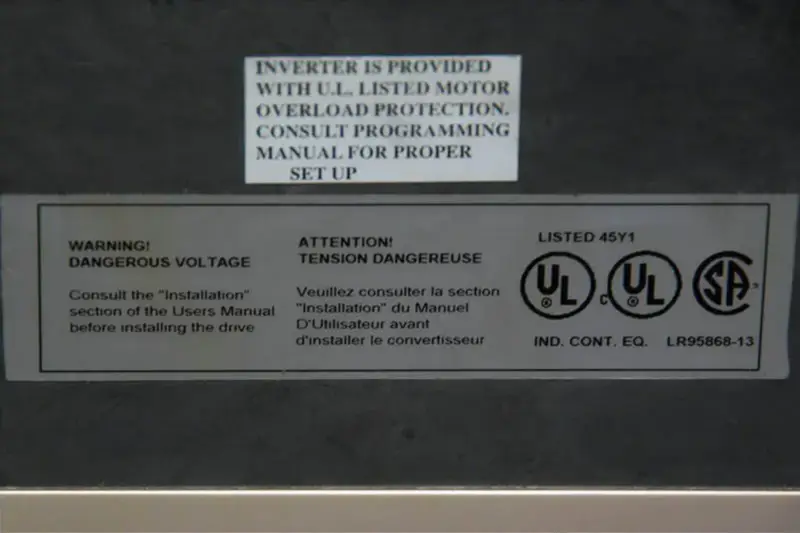 ABB ACS 300,ACS301-2P7-3 Inverter NUOVO NON IN SCATOLA ACS301-2P7-3